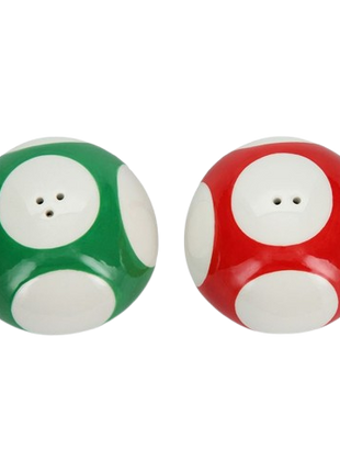 Super Mario - Mushroom Salt and Pepper Shakers